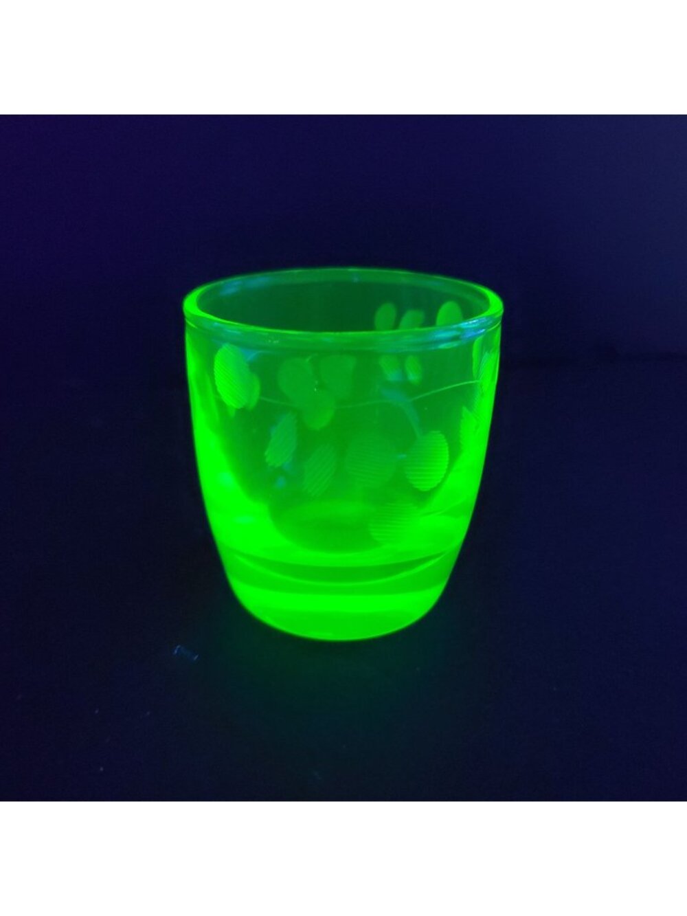 Vintage Uranium Vaseline Wheel Cut Etched Shot Glass Glows 2"